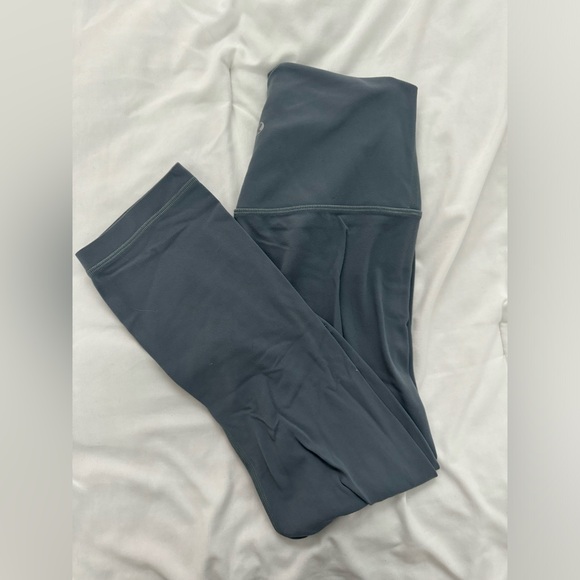 Lululemon Align Cropped Legging 23’’ 
Color: Slate Blue - Picture 1 of 3